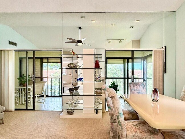 Building Photo - 10678 Ocean Palm Way