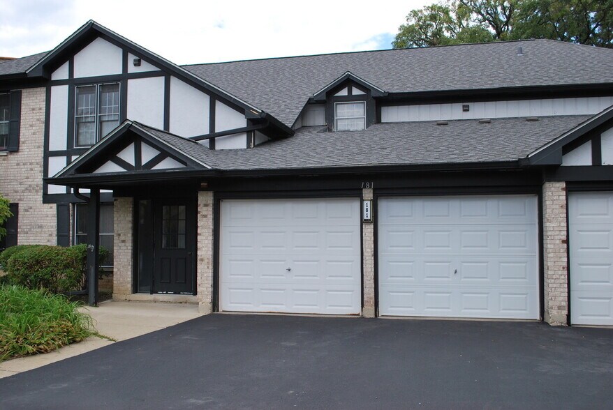 Building Photo - 181 Grove Ave