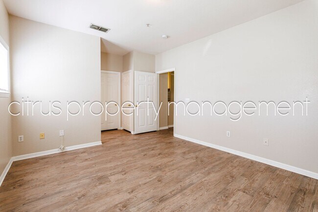 Building Photo - 2/2 Condo in Millenia Available Now