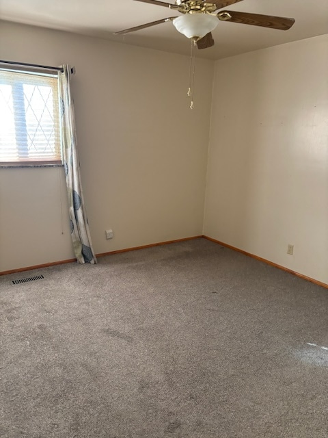 Building Photo - 1703 Oakhill Rd