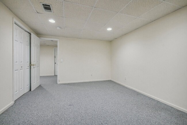 Building Photo - 64 Jesse Ct