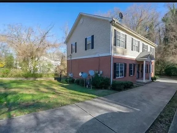 Building Photo - 1021 Ada Ave NW