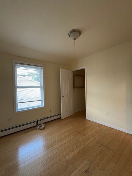 Building Photo - 16908 110th Ave