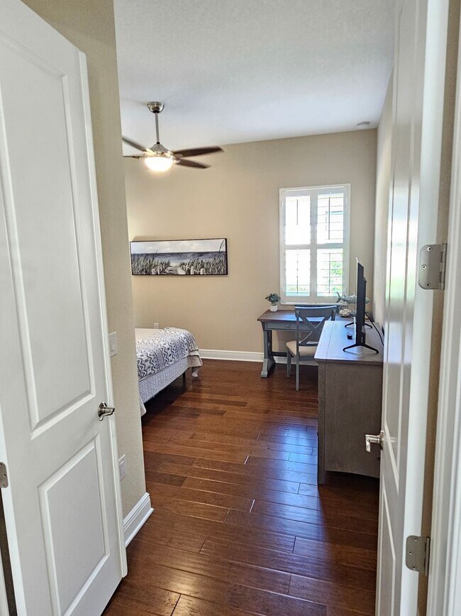 Building Photo - 10361 Crooked Crk Dr