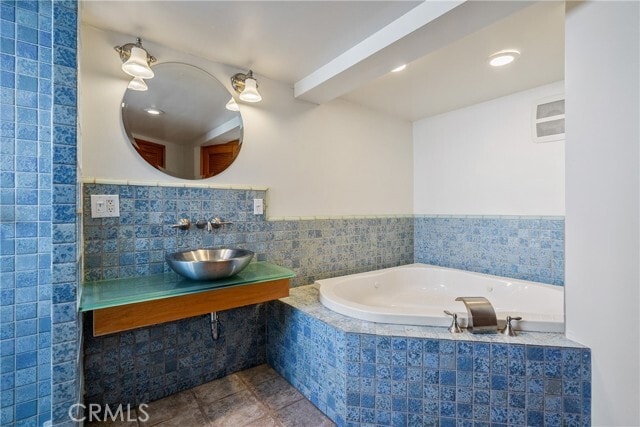 Building Photo - 549 Derby Ln