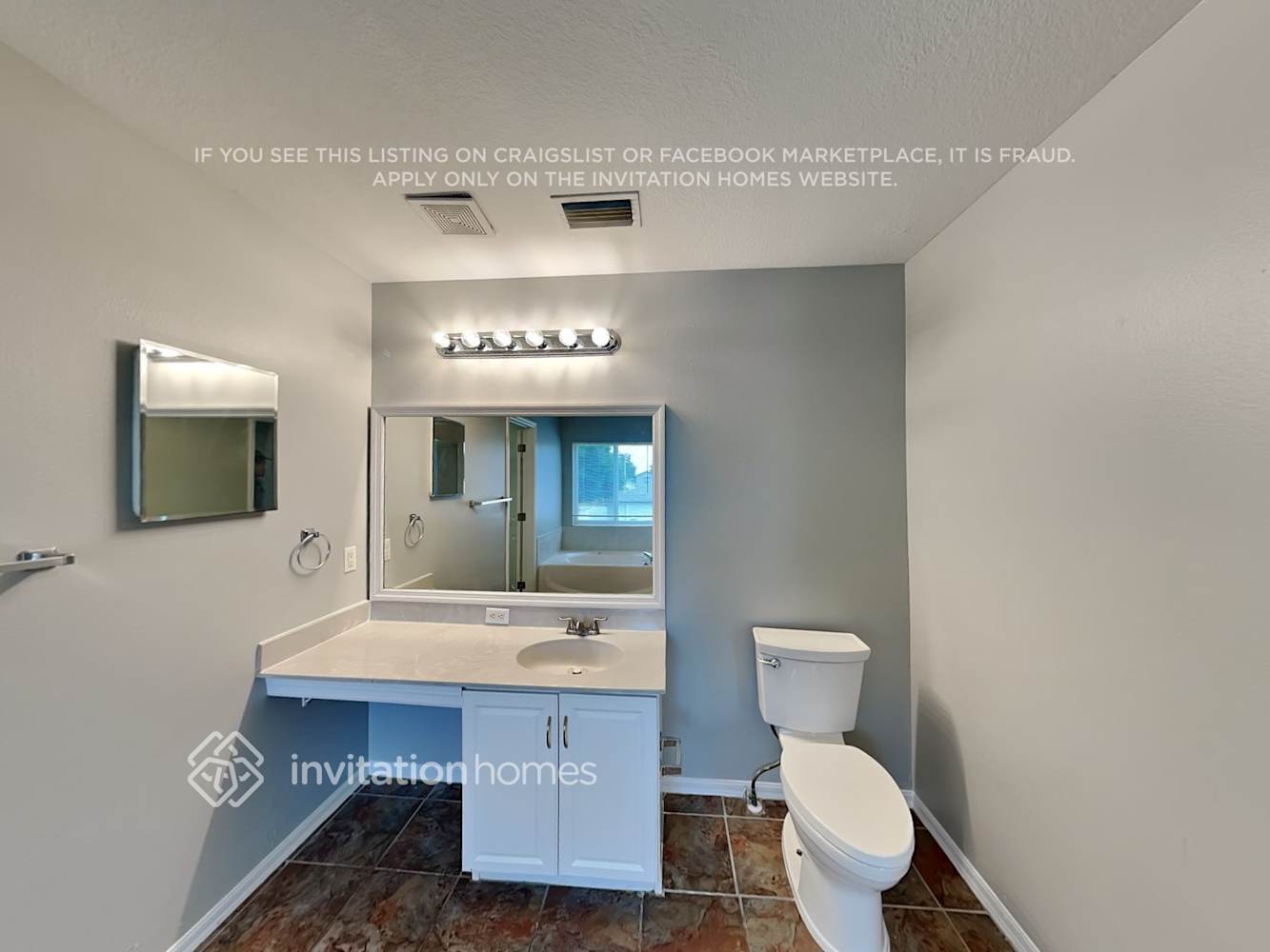Building Photo - 2223 Blackwood Dr