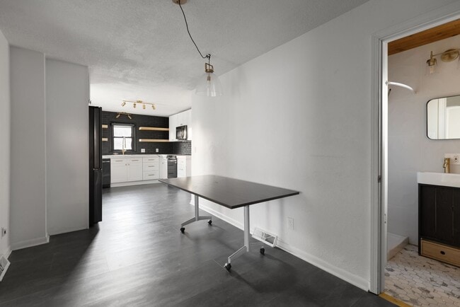 Building Photo - Pendleton Heights 4BR—Updated Historic Charm + Modern Comforts | 2,300 sq ft