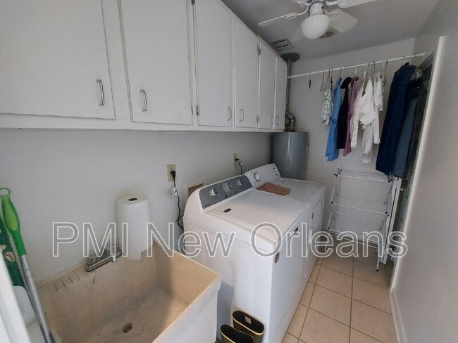 Building Photo - 12 Oaklawn Dr