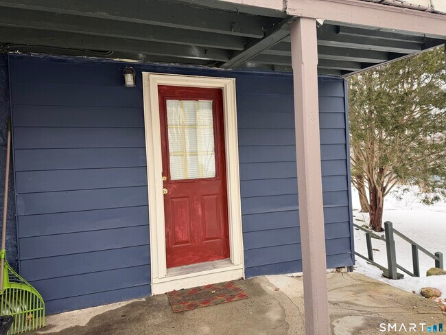 Building Photo - 112 Rockwell St