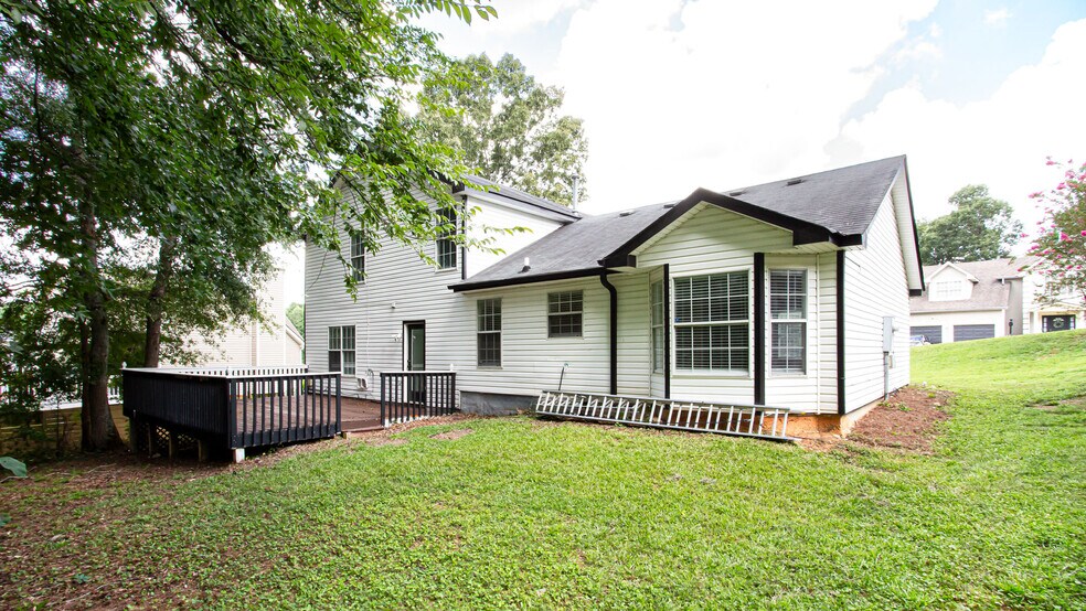 Building Photo - 6587 Alford Way