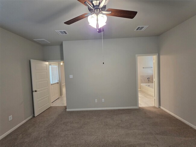 Building Photo - 1417 Sundown Gln Ln