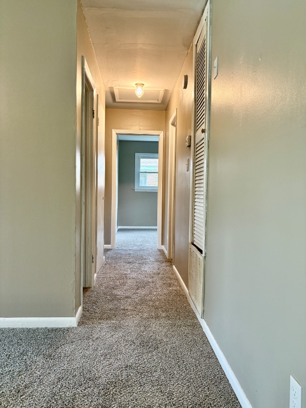 Building Photo - 3330 Karian Dr