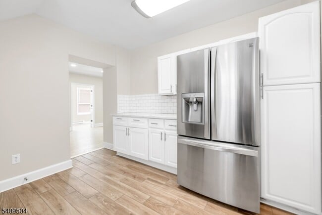 Building Photo - 36 Cortlandt Pl