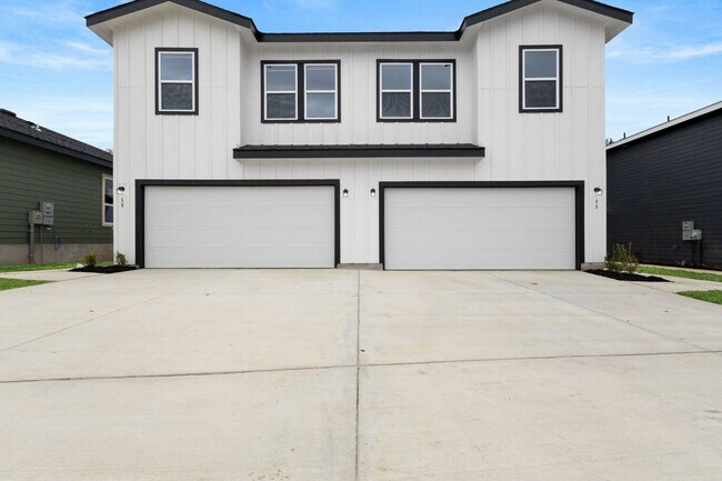 Primary Photo - New Luxury homes! Call Now!! 830-327-8773