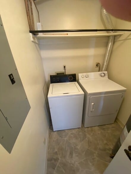 Laundry Room - 247 W Union St