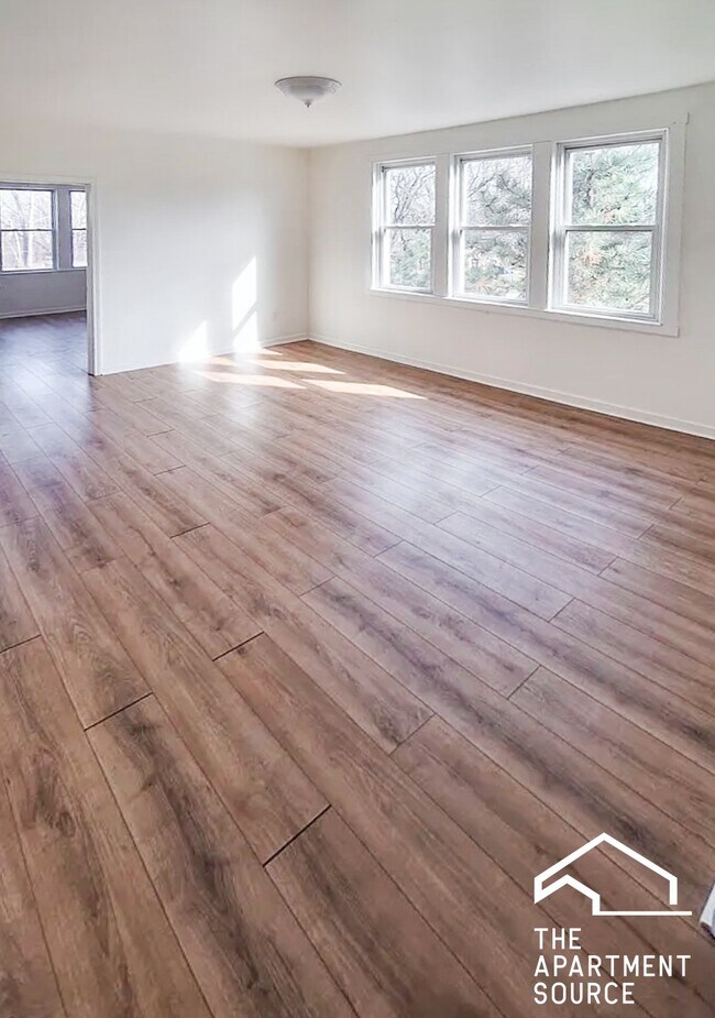 Building Photo - 8930 S Baltimore Ave