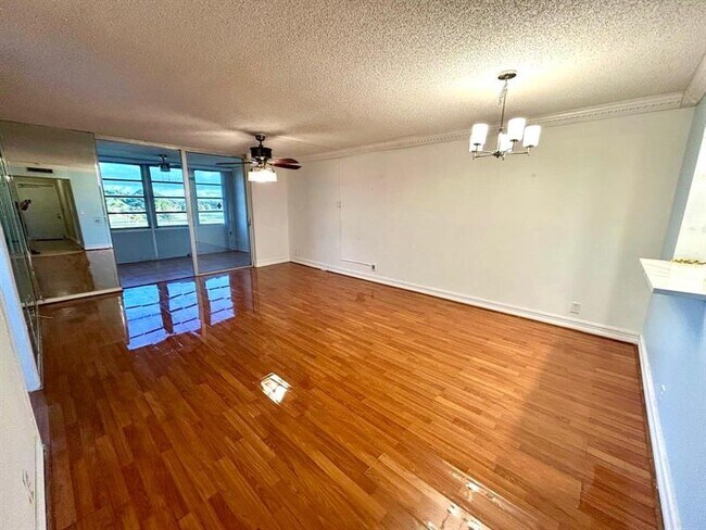 Building Photo - 7608 NW 18th St