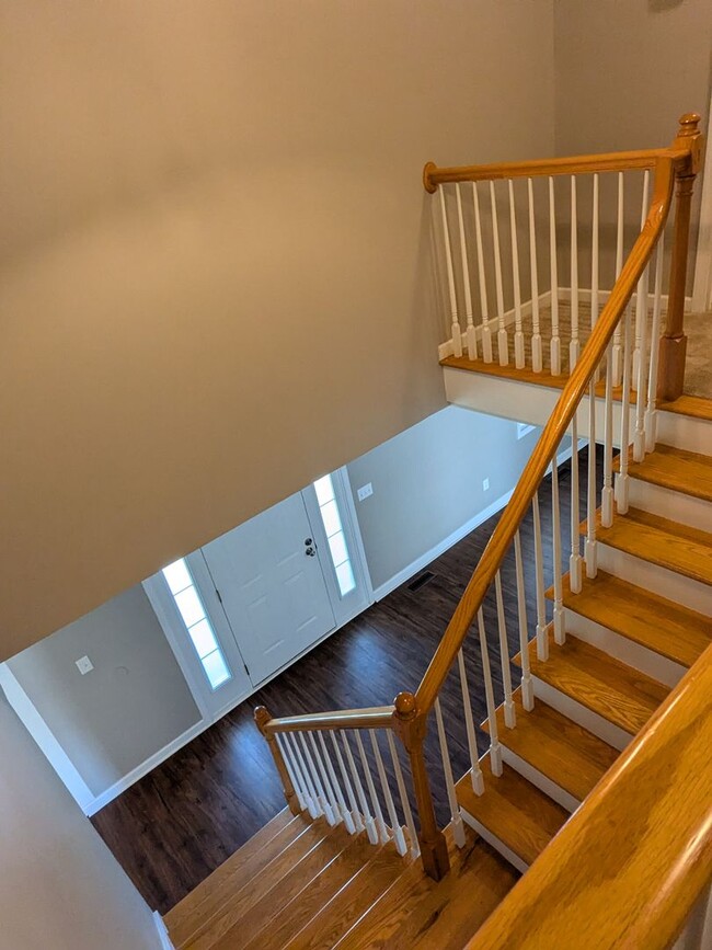Building Photo - Single Family Home