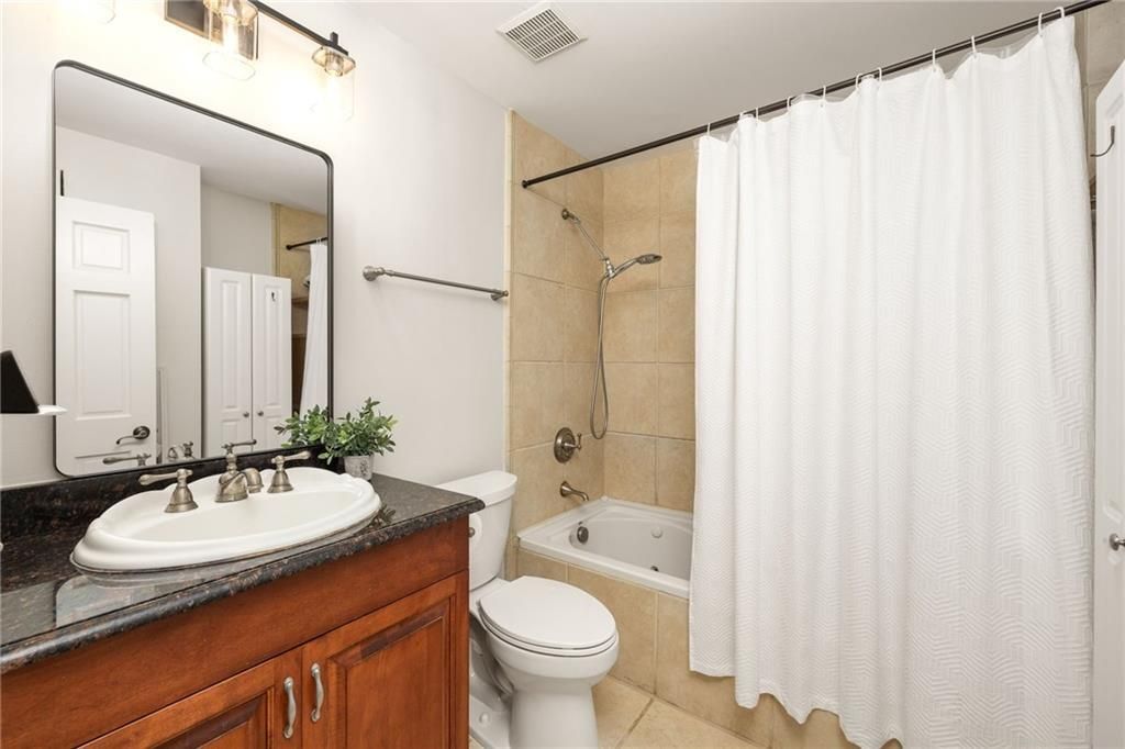 Building Photo - 259 14th St NE