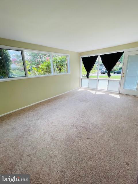 Building Photo - 5900 King James Dr