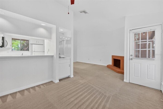 Building Photo - 625 Trinidad Ct