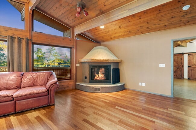 Building Photo - 13912 Grey Bears Trail