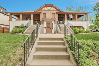 Building Photo - $1,395.00 - 2 Beds, 1 Bath, Condo in Denve...
