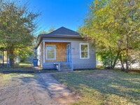 Building Photo - 811 W Wade St