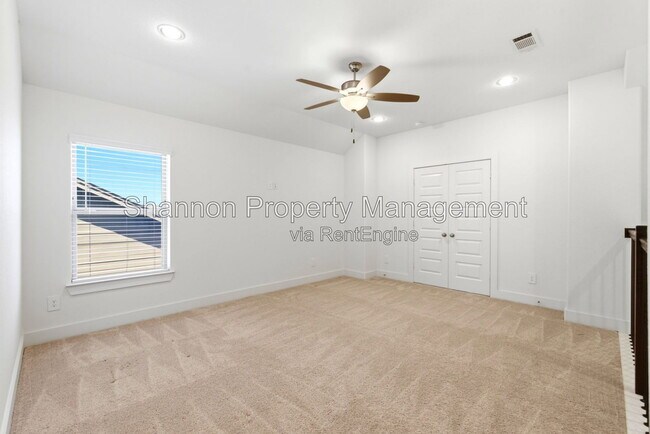 Building Photo - 24610 Bardona Way