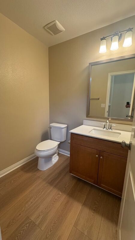 Building Photo - 1029 Chandler Dr