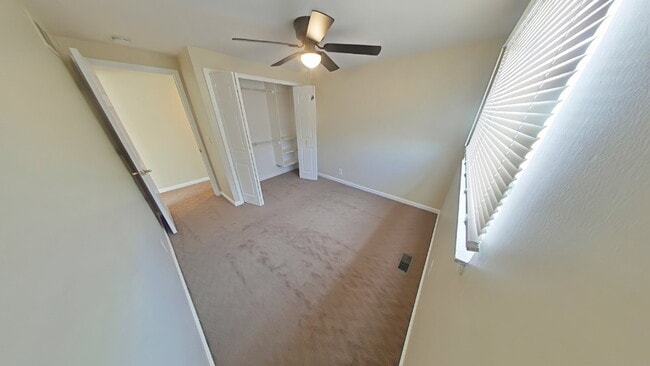 Building Photo - 12957 Canterbury Dr