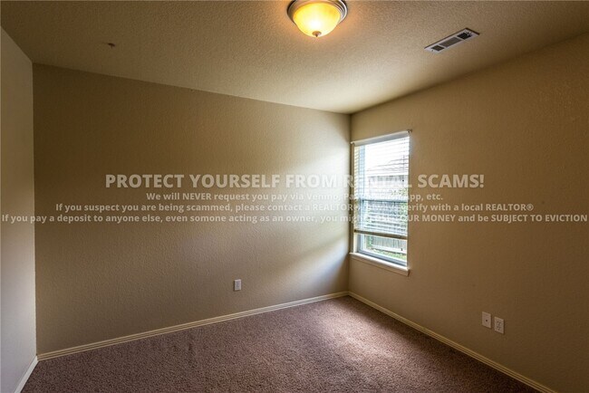 Building Photo - 1137 S Holland Dr