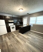 Building Photo - 6209 Tindal St