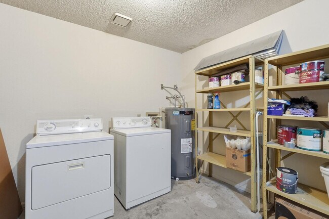 Building Photo - 2929 E Broadway Rd