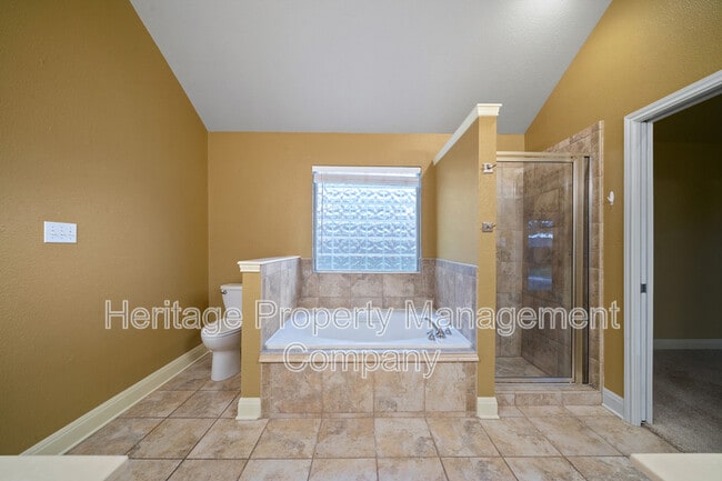 Building Photo - 1214 Sugar Land Dr