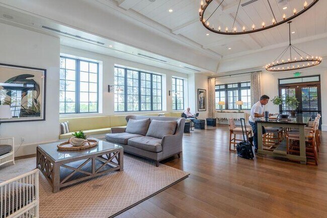 Building Photo - 19017 Fly Rod Run