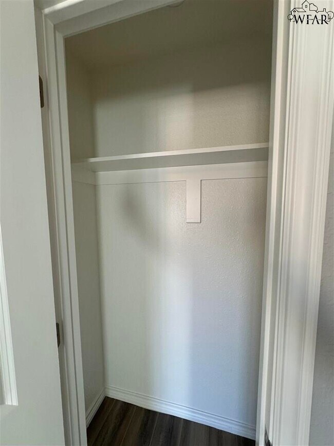 Building Photo - 5237 Catskills Dr