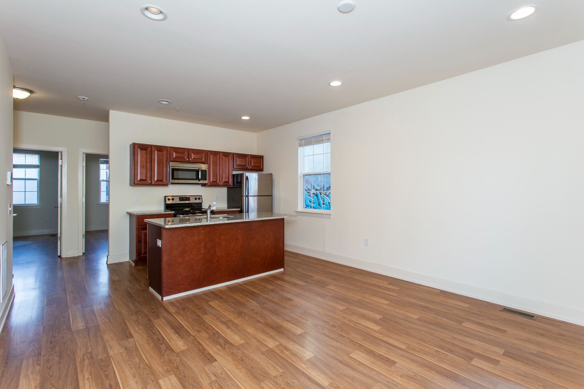 Building Photo - 697 W Berks St