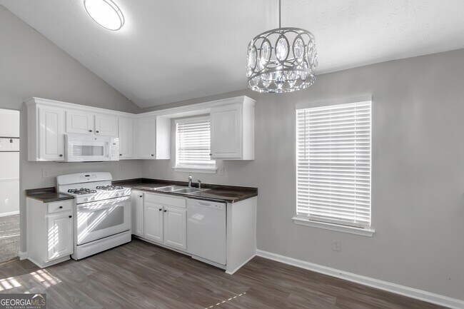 Building Photo - 481 Harvick Cir