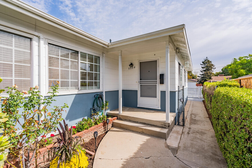 Front entrance - 5534 Kester Ave