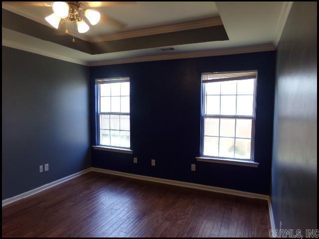 Building Photo - 2820 Falcon Ct