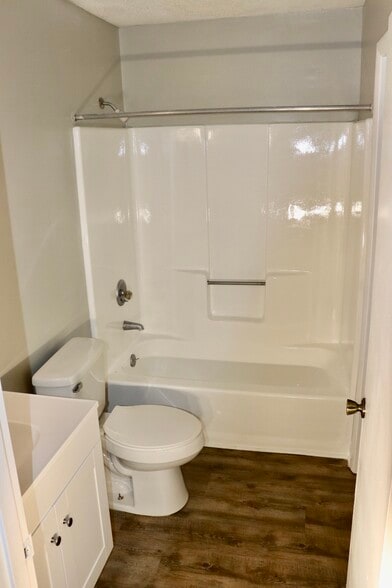 Bathroom - 300 Apache Dr