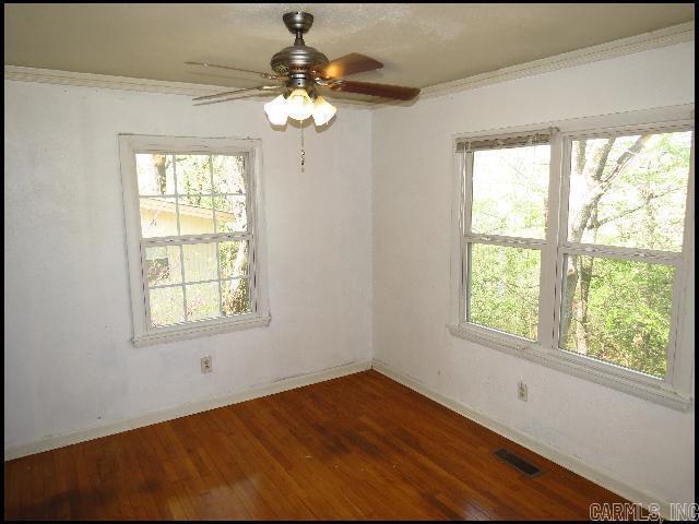 Building Photo - 1601 Garland Ave