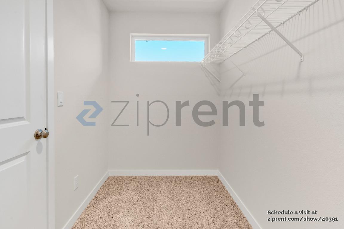 Building Photo - 18304 NE 43rd Pl