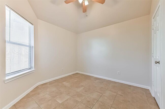 Building Photo - 10222 West Palm Lake Drive