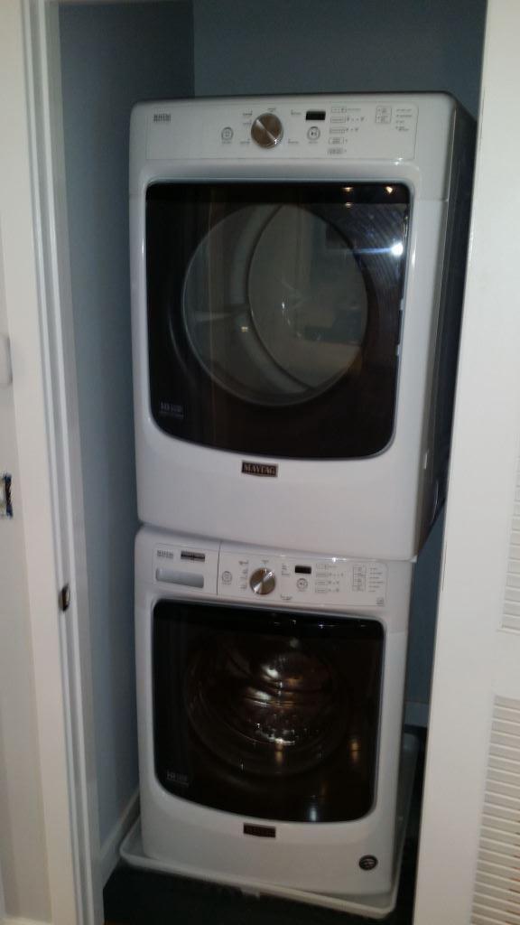 Building Photo - 409 N 41st St