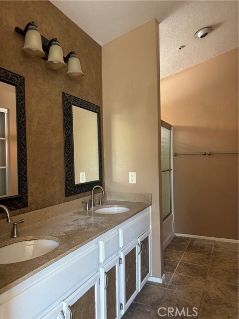 Building Photo - 7634 Plumaria Dr