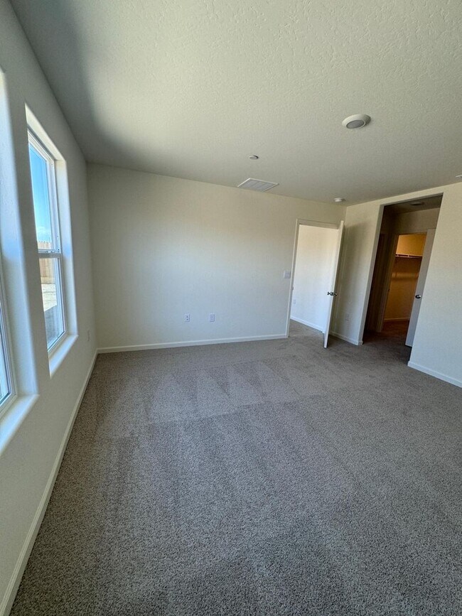 Building Photo - Brand New Home for rent in Visalia