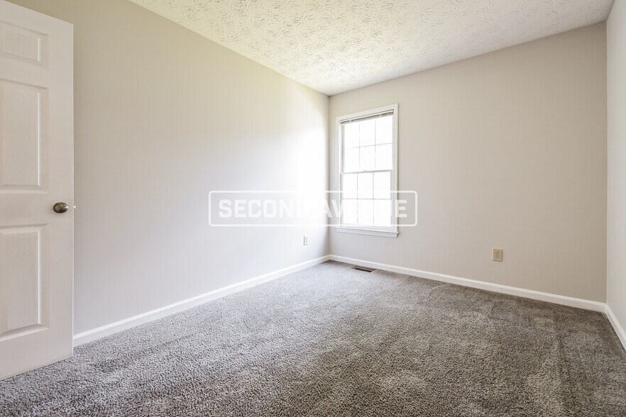 Building Photo - 5002 Penscot Way