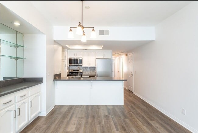 Building Photo - 11630 Warner Ave